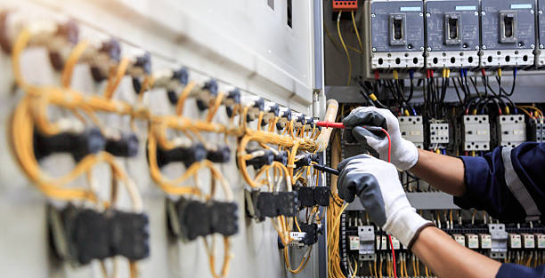 Professional Electrician technician working in Windham, OH